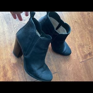 Michael Kors, black, suede boots, size 7